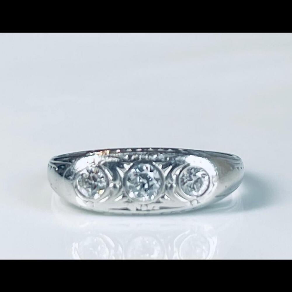 Engagement Ring Platinum Old European Cut Diamond Platinum 3 Diamond Ring 1920